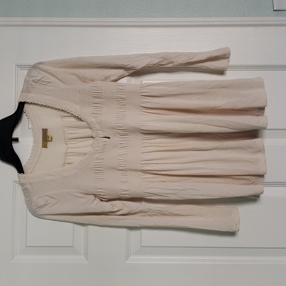 Cream long sleeve blouse, lightweight